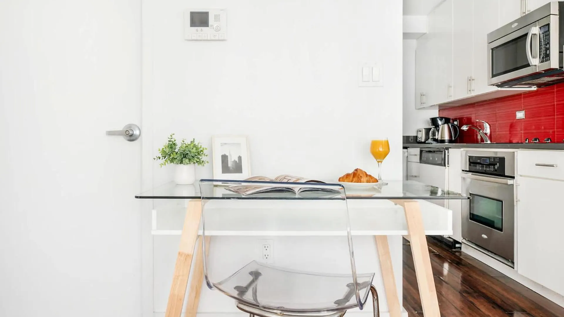 809-5A Gorgeous New 1Br Heart Of Midtown Apartment New York
